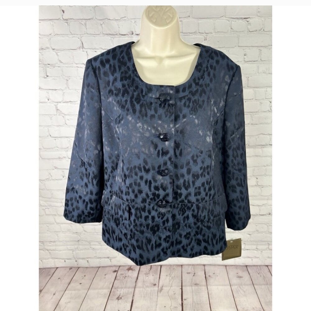 KASPER Midnight Blue 4 Jewel Button Blazer Jacket Women’s Size 18. Worn Twice.